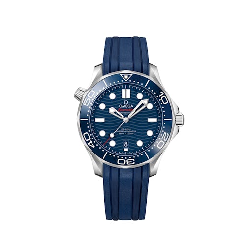 Men’s Watches That Look Fabulous on Anyone 16 154c1c54 2938 45d6 8ea3 cdf7c9cabd8f omega1