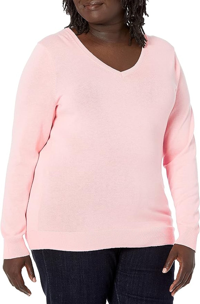 Amazon Essentials Classic-Fit Long-Sleeve V-Neck Sweater