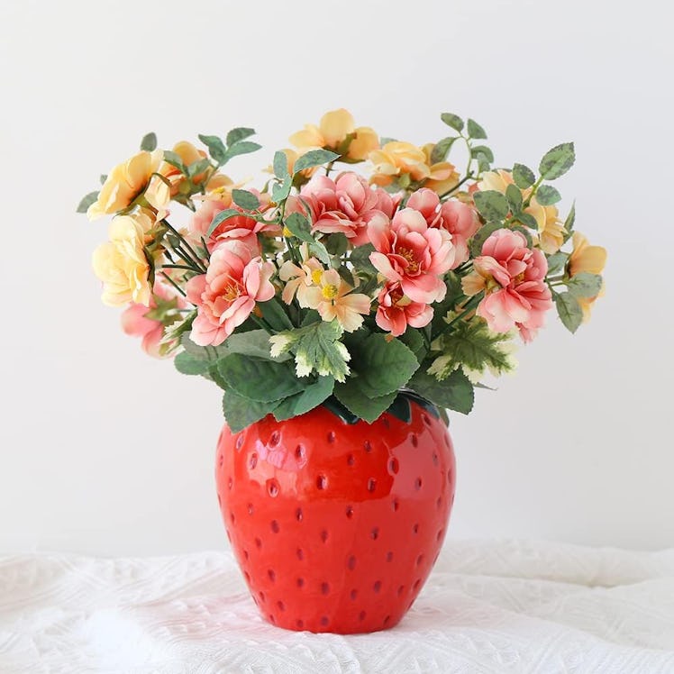 Alodidae Strawberry Ceramic Vase