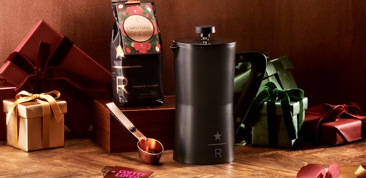 The Starbucks winter merch collection for 2023 includes Starbucks Reserve gift sets. 