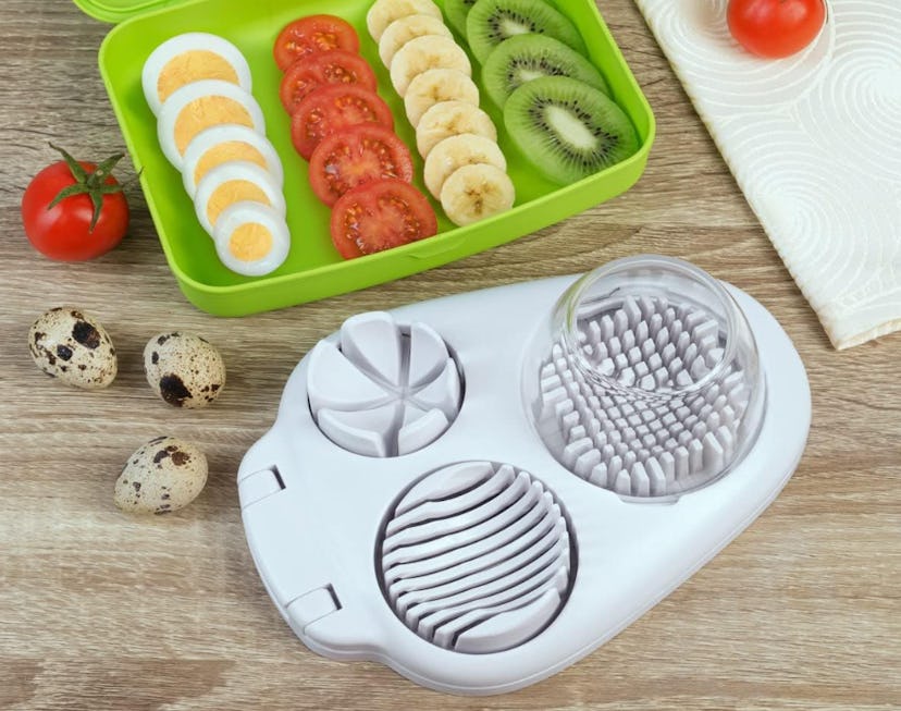 CraftCrocodile Egg Slicer for Hard Boiled Eggs