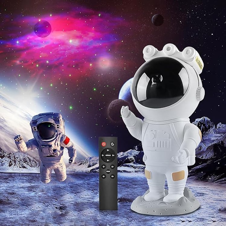 SZPACMATE Astronaut Galaxy Projector