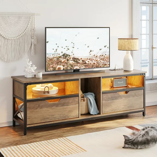 TV Stand 