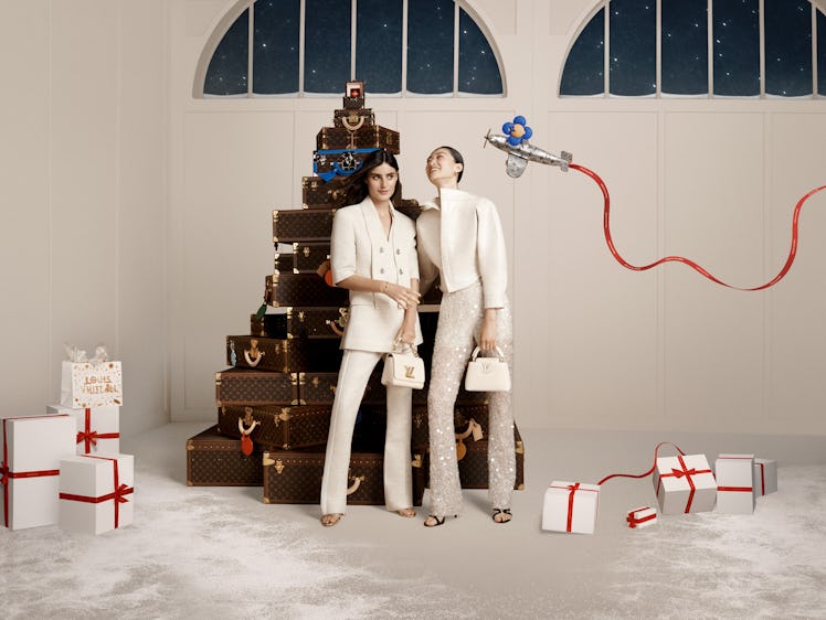 holiday campaigns 2023 louis vuitton