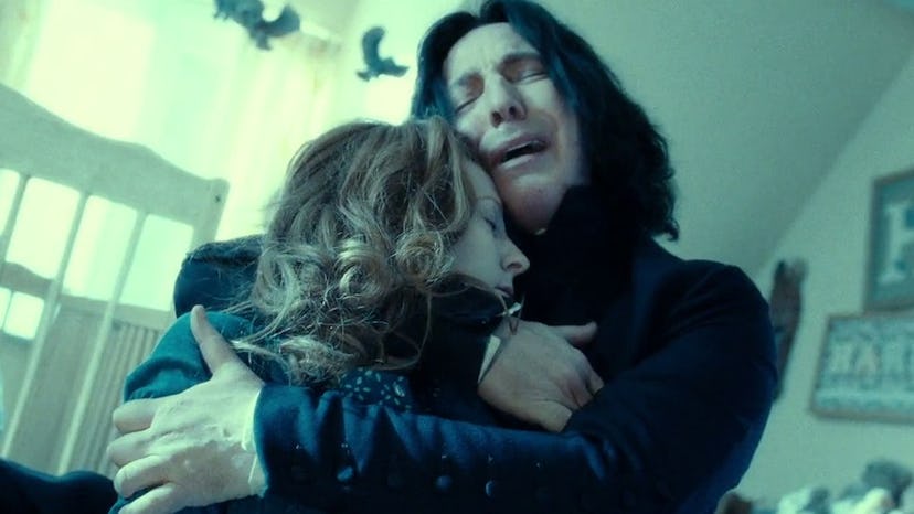 Alan Rickman in 'Harry Potter' holds Lily Potter.