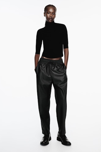 These Cute Lounge Pants From Zara Are So Easy To Dress Up For The Holidays