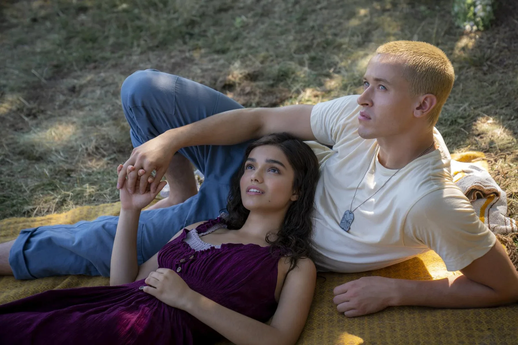 2 'Hunger Games' Prequel Characters' Looks Pay Tribute To The OGs