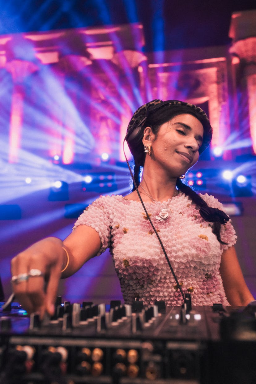 DJ at Oasis Festival