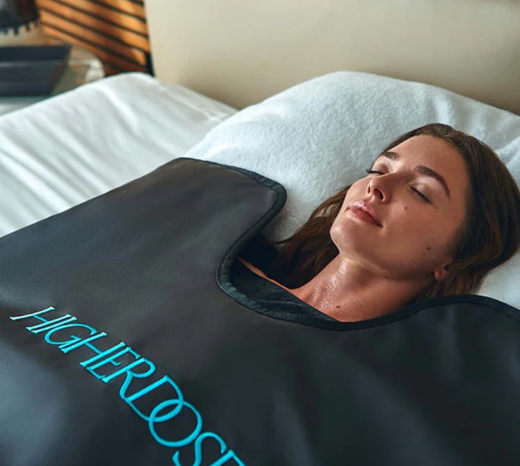 HigherDOSE Infrared Sauna Blanket