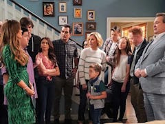 The cast of 'Modern Family' had a reunion at Sofia Vergara's house, except Ty Burrell wasn't in the ...