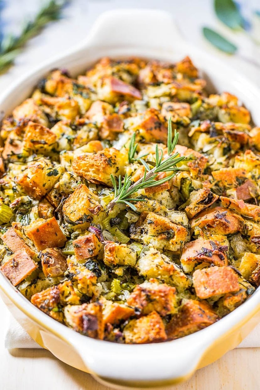 classic Thanksgiving stuffing