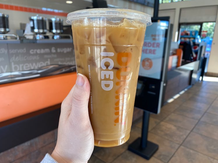 I tried the Spiced Cookie Coffee from Dunkin's 2023 holiday menu. 