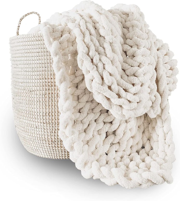 Adyrescia Chunky Chenille Knit Throw Blanket