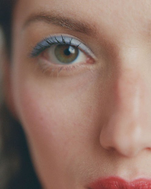 Kindred Black eyeshadow model