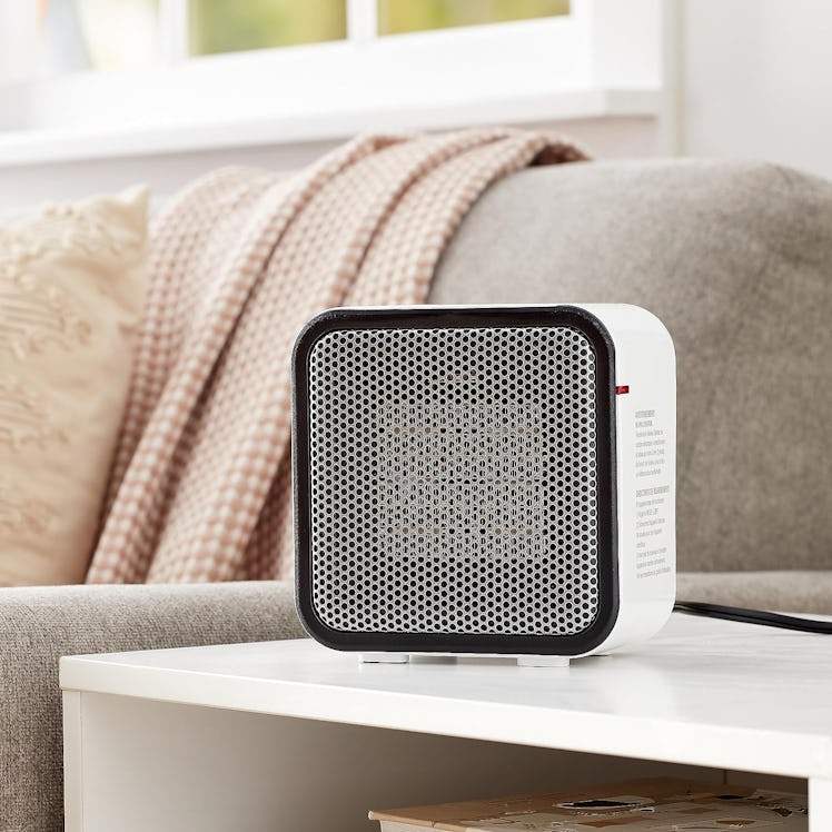 Amazon Basics Mini Ceramic Space Heater