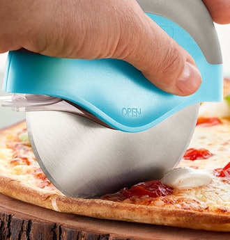 Kitchy Pizza Cutter
