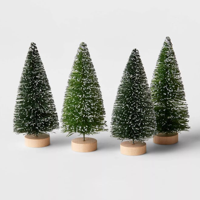 4pc 4" Decorative Sisal Christmas Bottle Brush Tree Set Green