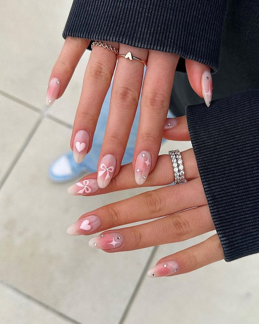 Bow Nails 2025: Balletcore Meets Beauty