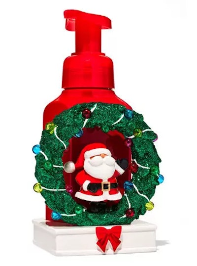 Santa Wreath Soap Holder