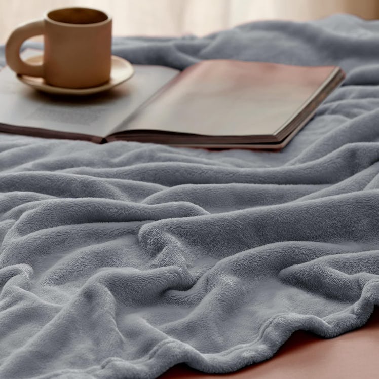 Bedsure Fleece Blanket