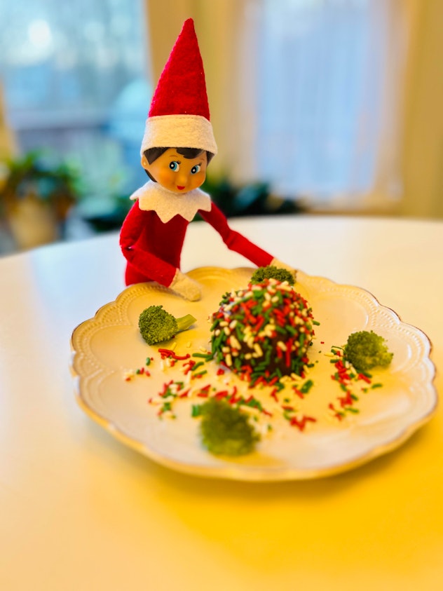 Elf on the shelf prank idea: broccoli cake pops
