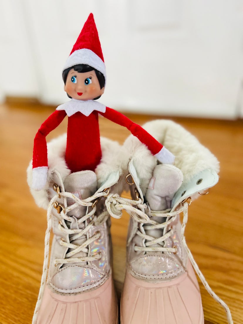 elf on the shelf prank idea: tying up shoelaces