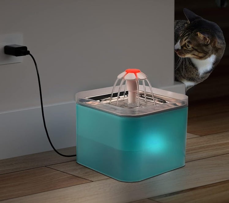 Aonboy Cat Water Fountain