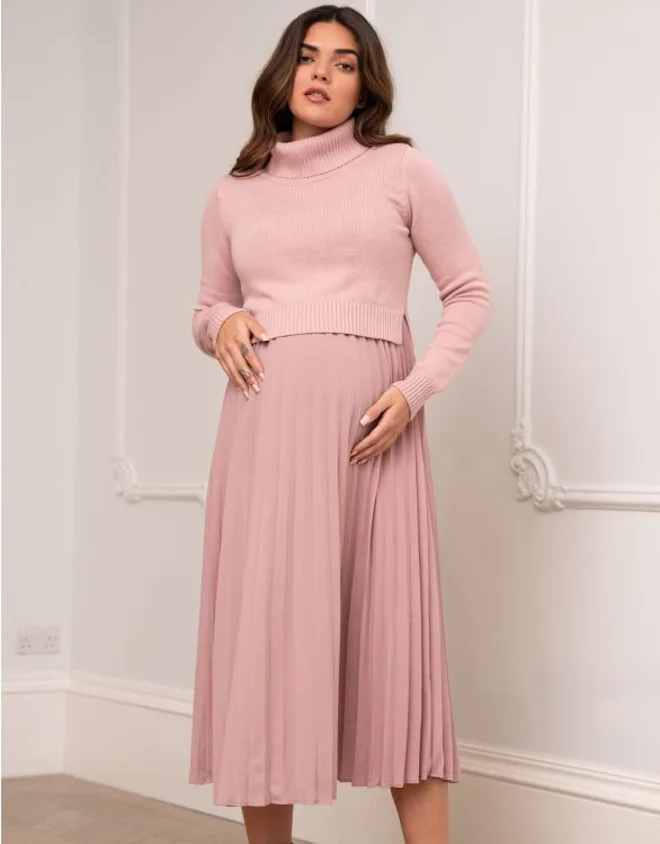 The Cutest Maternity Dresses & Tops To Wear To Thanksgiving Dinner The Cutest Maternity Dresses & Tops To Wear To Thanksgiving Dinner