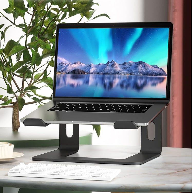 SOUNDANCE Laptop Stand