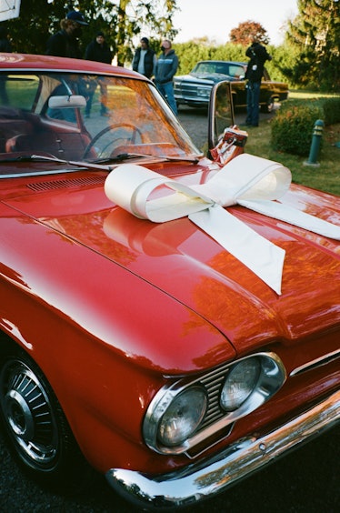 The car from a scene where Elvis gifts Priscilla a car for her graduation
