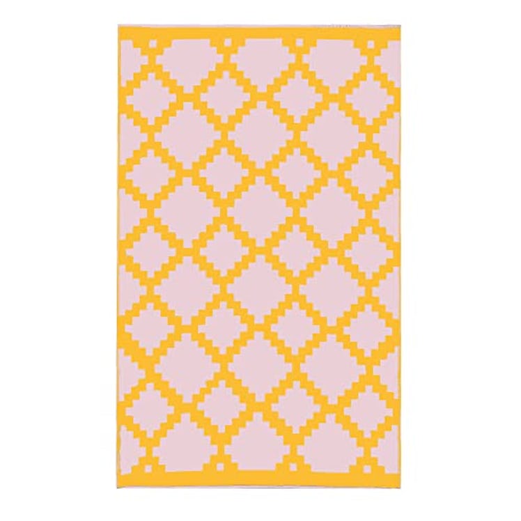 Trava Reversible Outdoor Rug