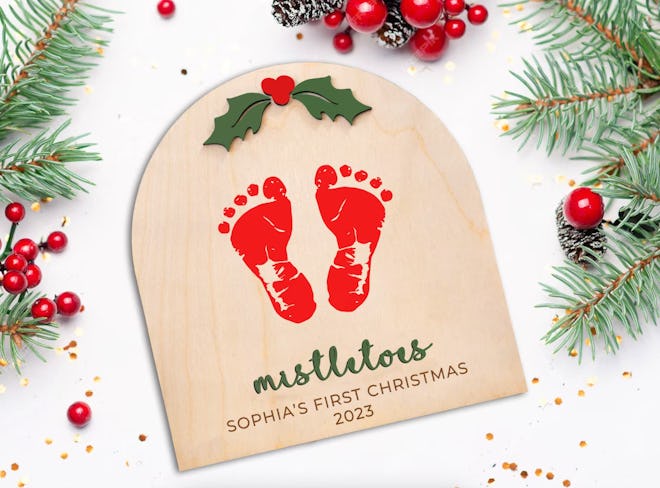 Mistletoes Baby Footprint Craft 