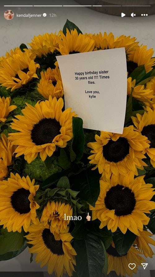 Kendall Jenner shows off sister Kylie&rsquo;s trolling birthday bouquet.