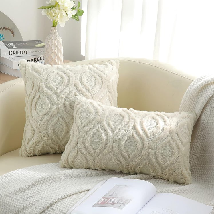 decorUhome Decorative Throw Pillows (Set Of 2)