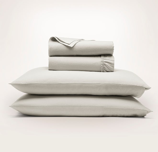 Linen sheets from Boll & Branch make for a great holiday 2023 gift.