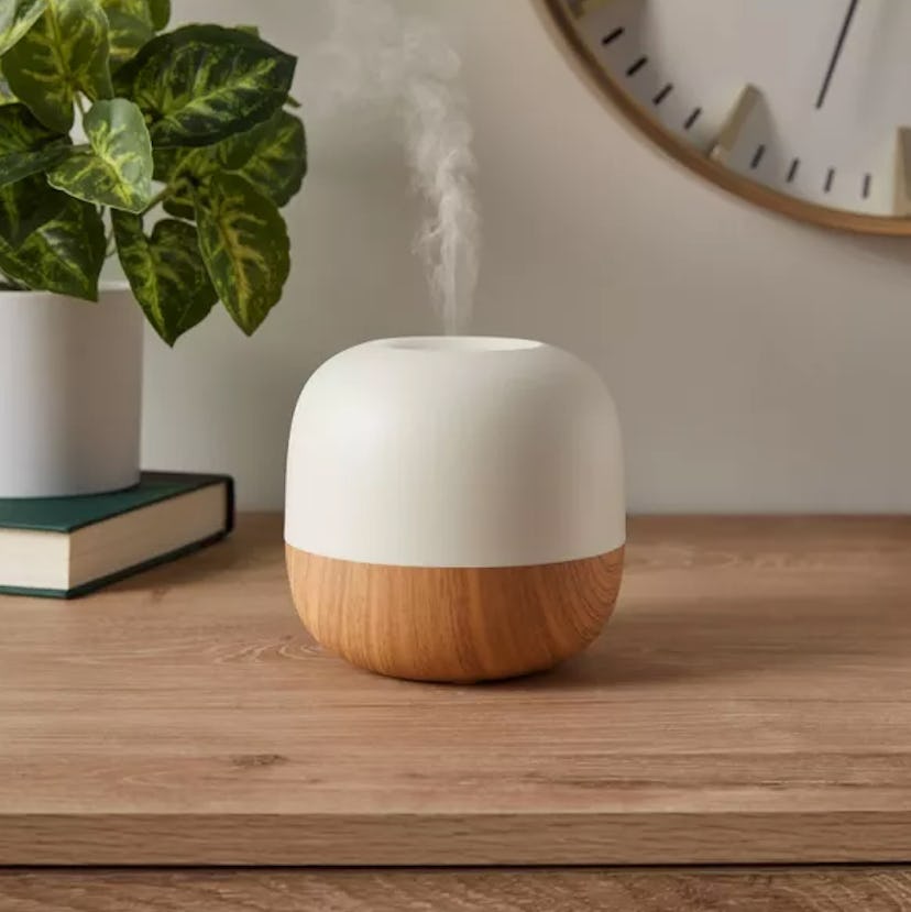 Small Wood Grain Essential Oil Diffuser