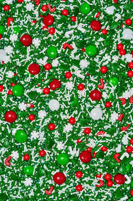 Holiday sprinkles are a great way to make TikTok's viral Grinch Punch more Insta-worthy. 