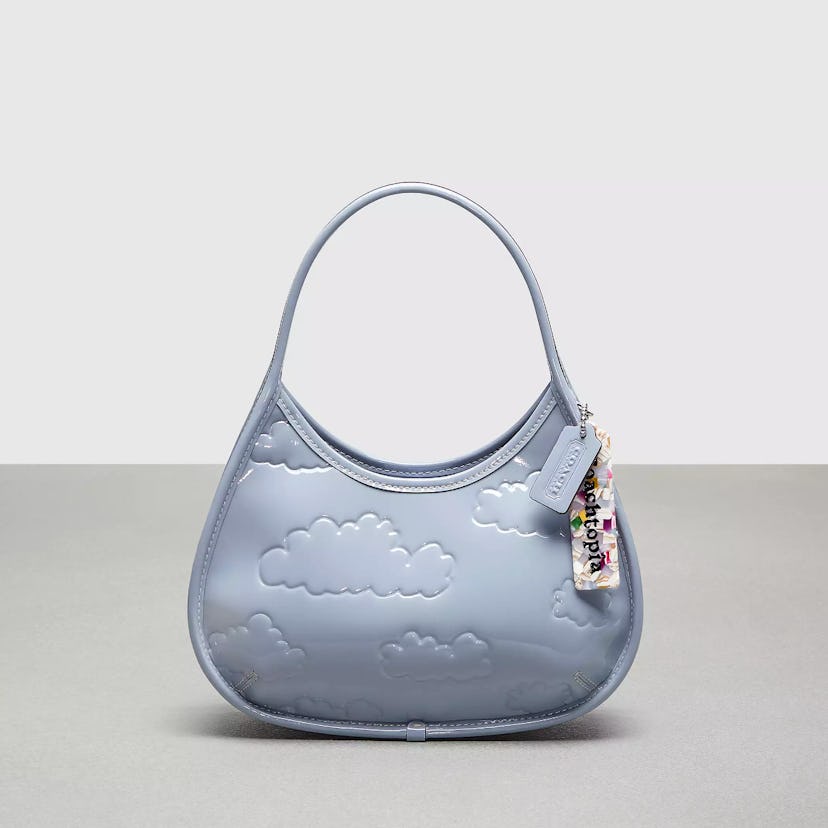 Ergo In Crinkled Patent Leather: Embossed Cloud Print