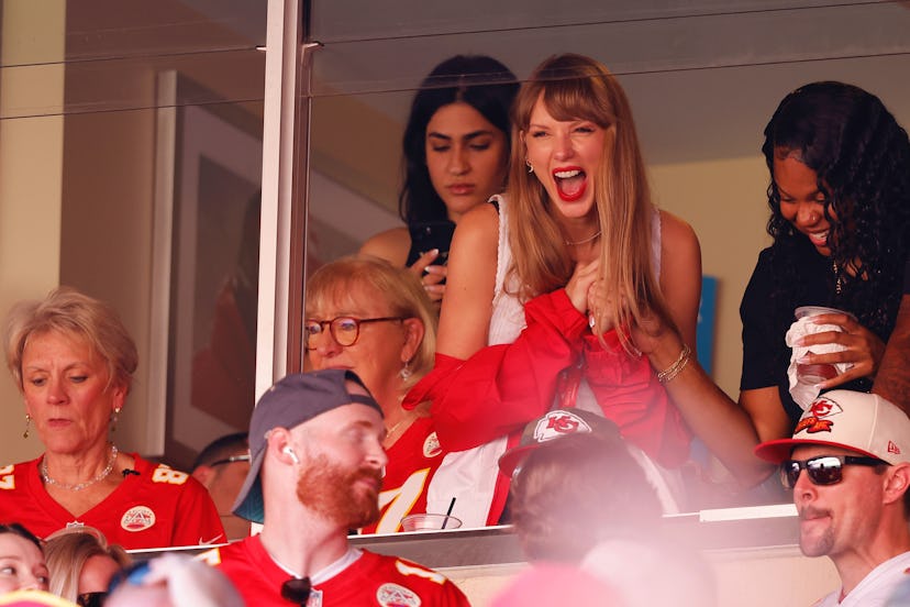 Taylor Swift reacts during a game between the Chicago Bears and the Kansas City Chiefs. 
