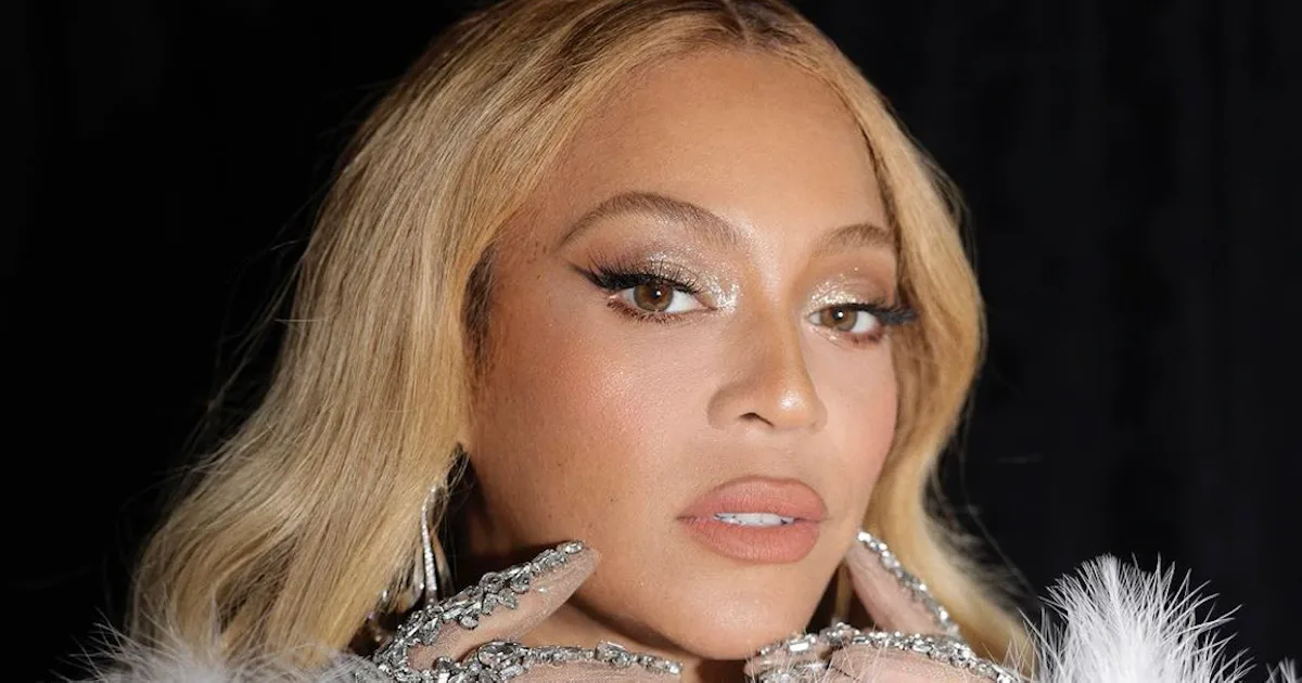 Beyoncé's Layered Haircut Is Her Futuristic Take On A '00s Classic