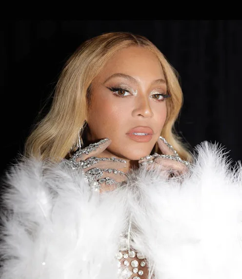 Beyoncé's Layered Haircut Is Her Futuristic Take On A '00s Classic