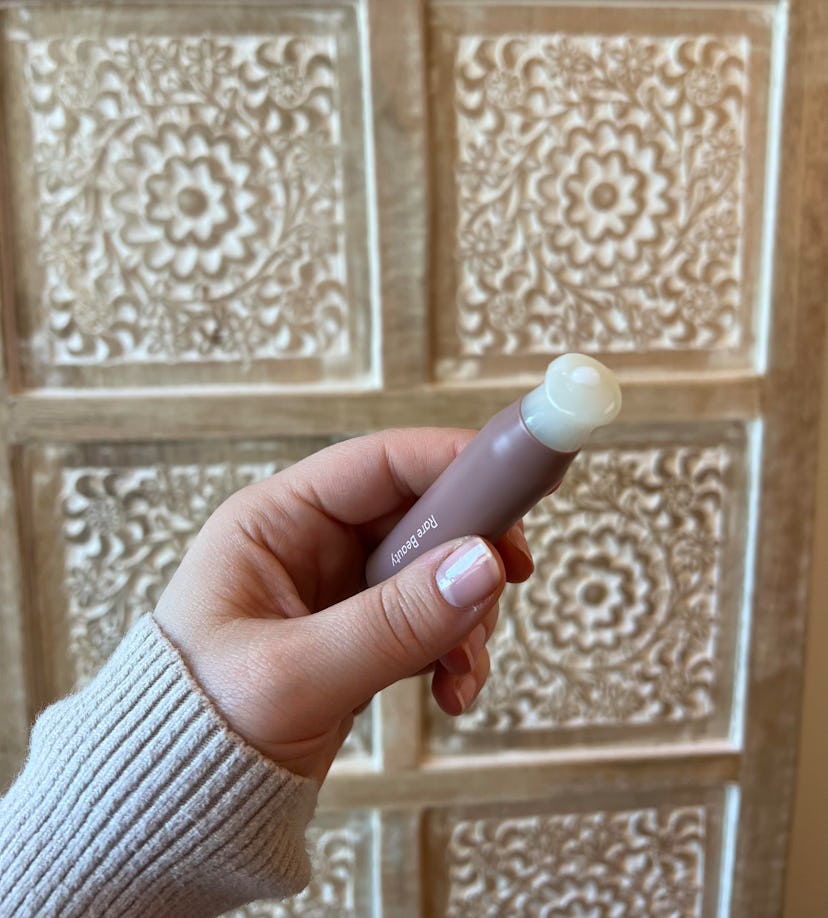 The Stop & Soothe Aromatherapy Pen from the Rare Beauty Find Comfort Collection launches on Dec. 19.