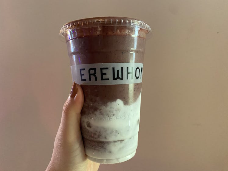 I tried Olivia Rodrigo's 'GUTS' Erewhon smoothie to see if it's good and worth the splurge. 