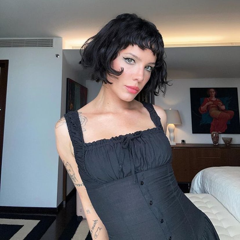 Halsey has been showing off a chic French bob with baby bangs.