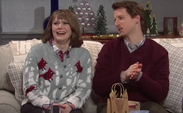 Kate McKinnon returned to SNL this week to make fun of how some moms give gifts.