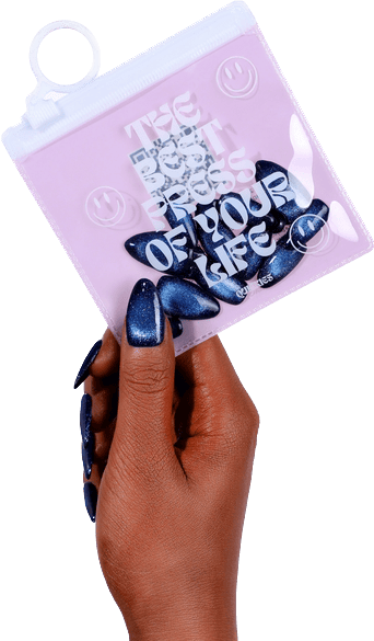 She Wore Blue Velvet Press On Nails (24pc)