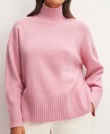 pink oversized cashmere turtleneck