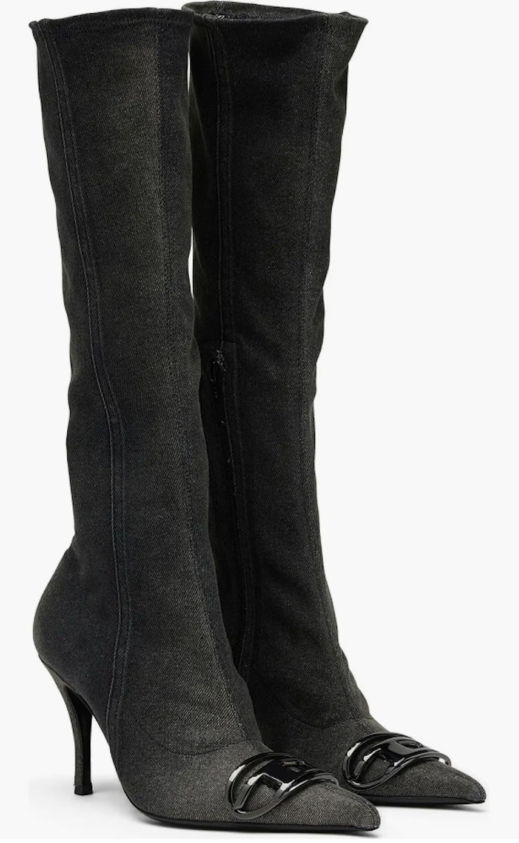 black knee-high boots with pointed toe