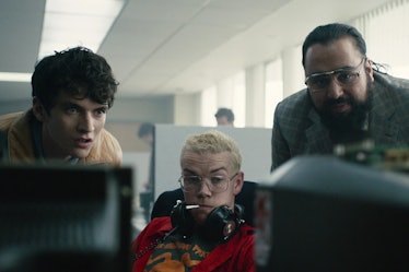 Fionn Whitehead as Stefan, Will Poulter as Colin, and Asim Chaudry as Mohan in Black Mirror: Banders...