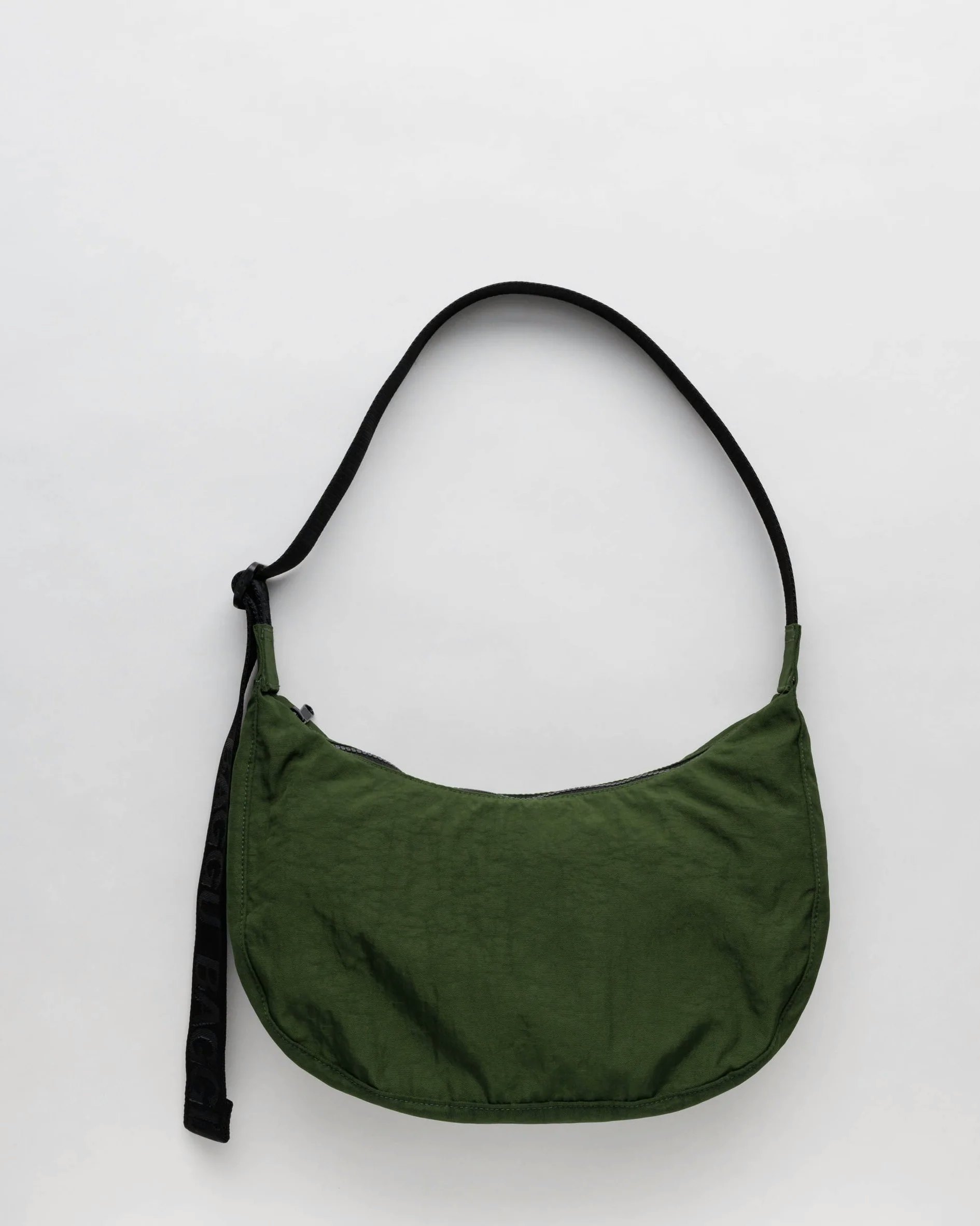 Baggu | Medium Crescent Nylon bag | Candy Apple - Scout Dublin